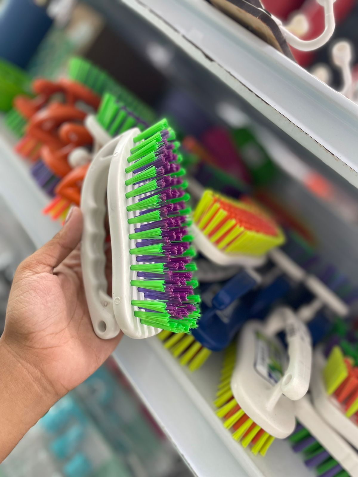 CEPILLO PARA ASEO