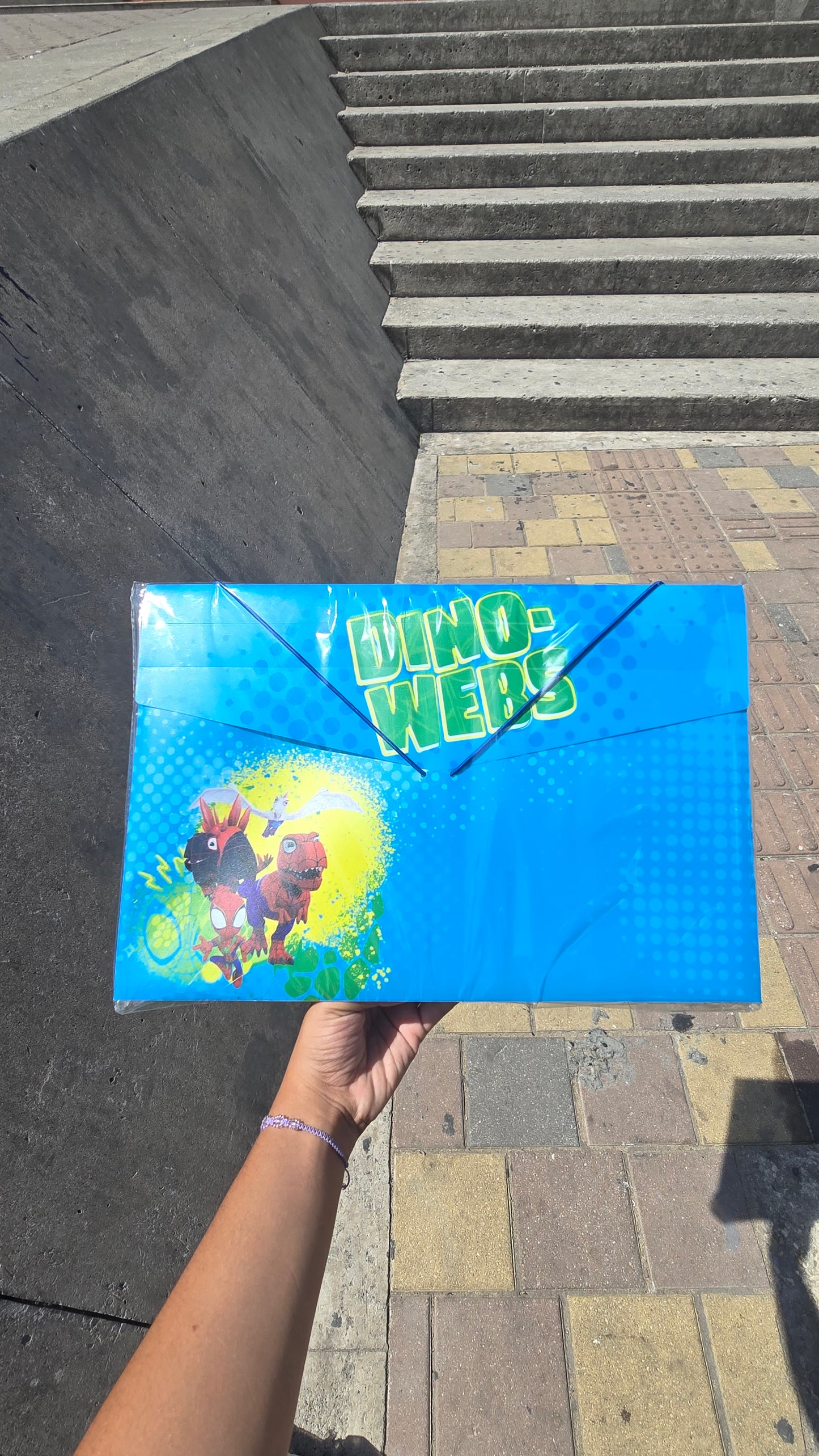 CARPETA FUELLE PLASTICA PERSONAJES NIÑO PRIMAVERA
